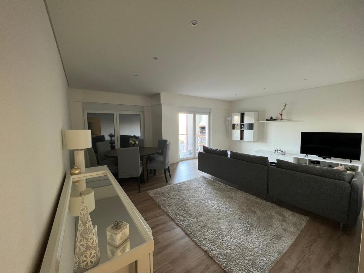 Modern Double Room With Private Balcony Монтіжу Екстер'єр фото