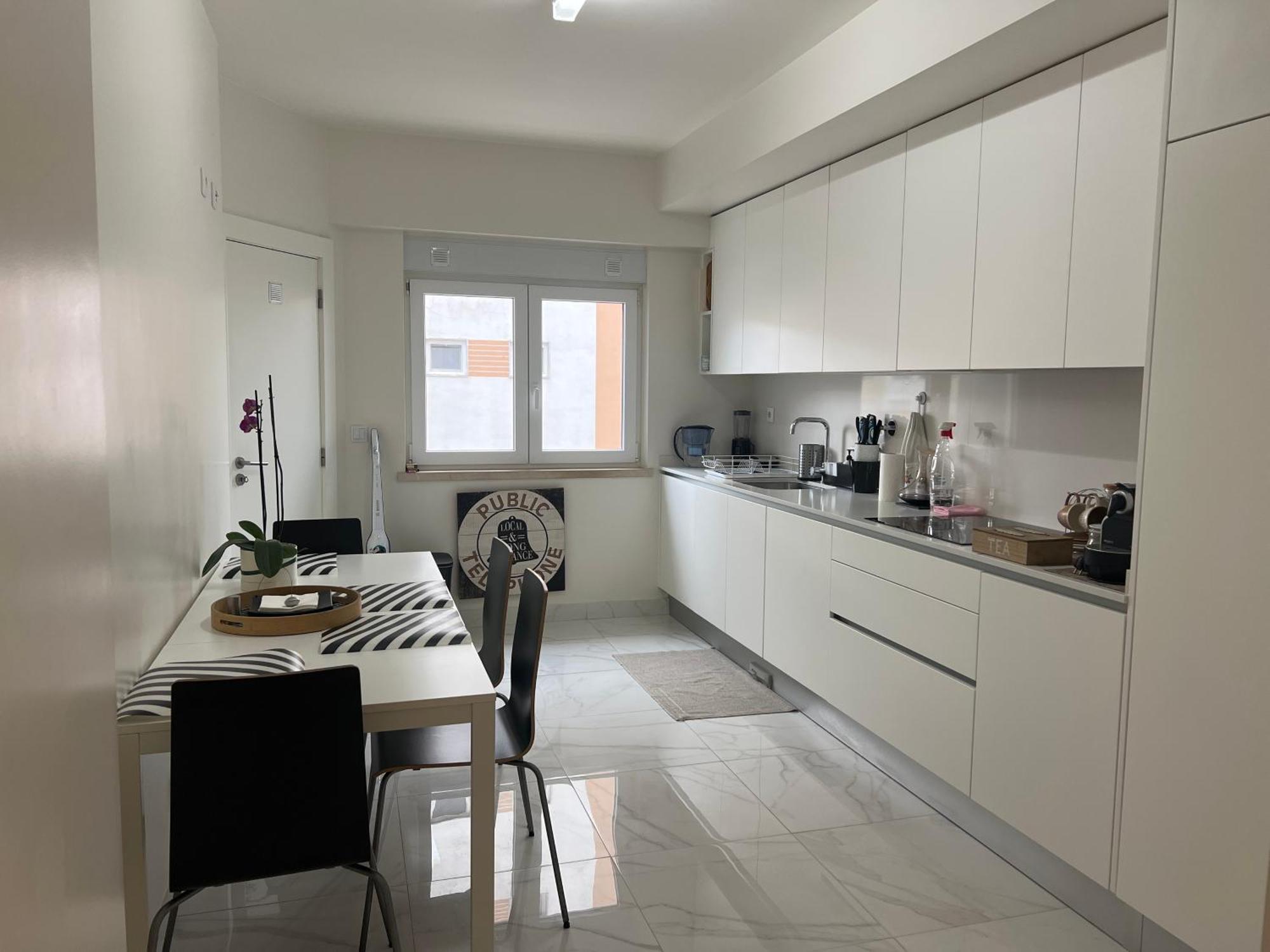 Modern Double Room With Private Balcony Монтіжу Екстер'єр фото