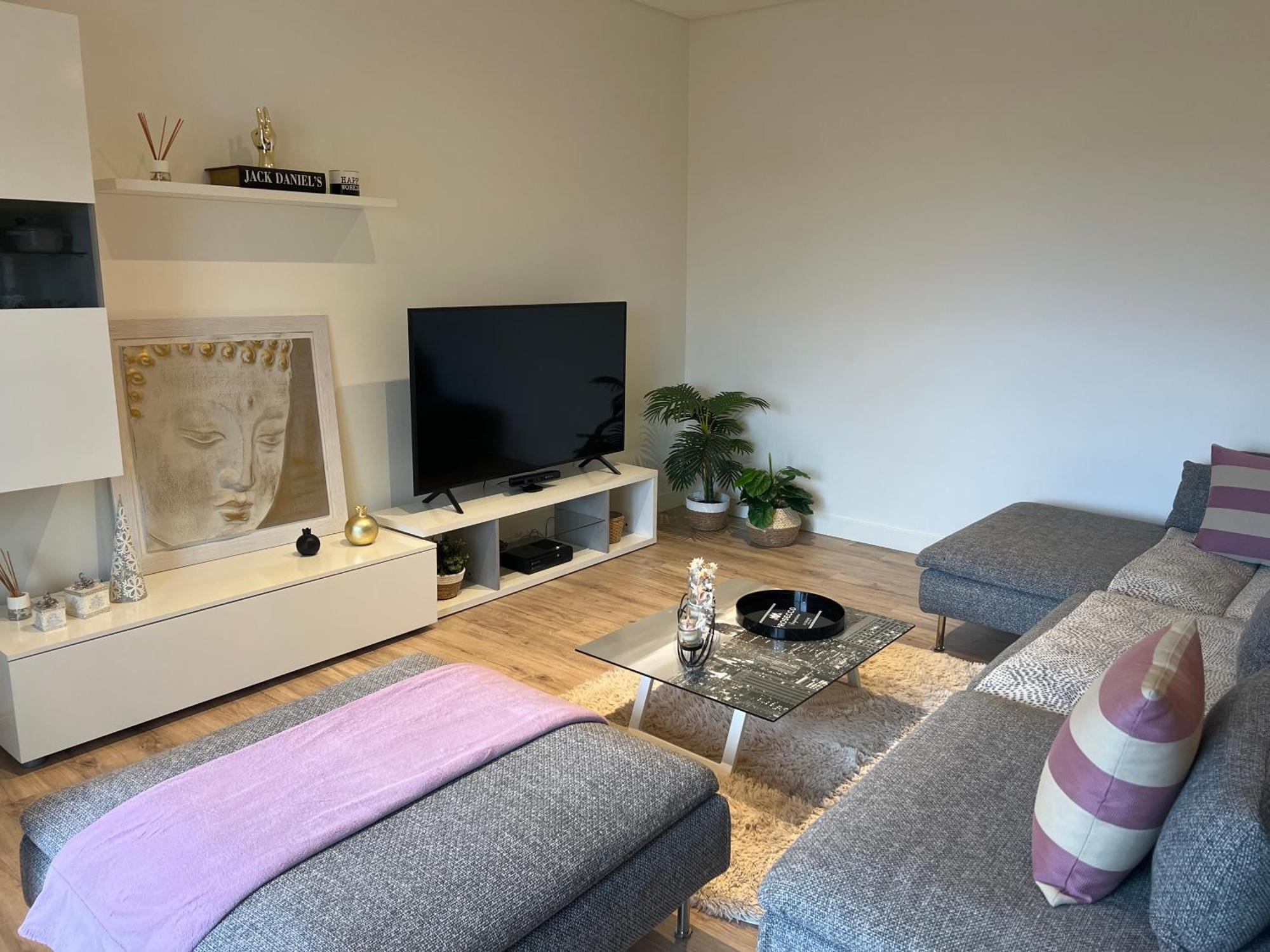 Modern Double Room With Private Balcony Монтіжу Екстер'єр фото