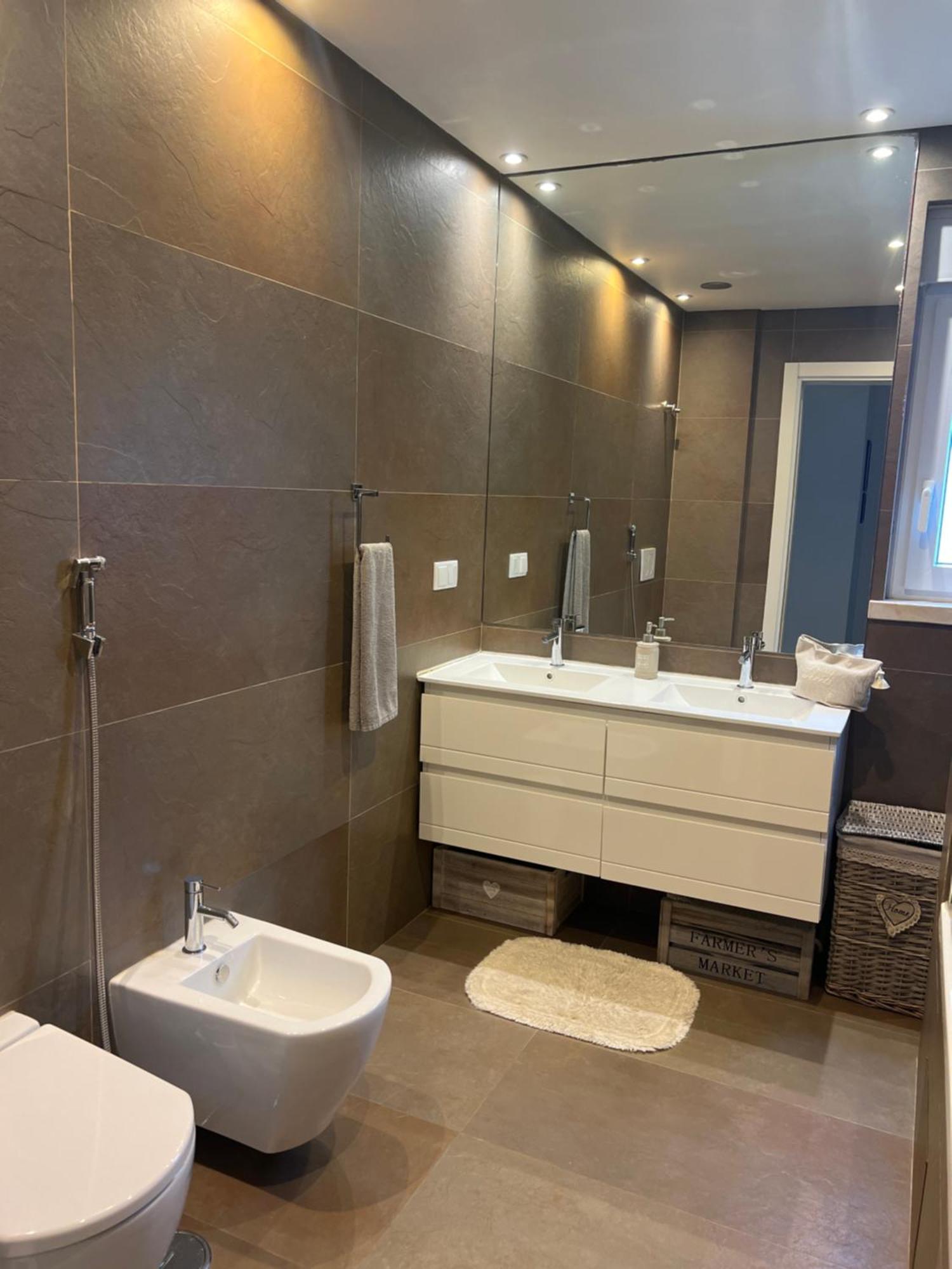 Modern Double Room With Private Balcony Монтіжу Екстер'єр фото